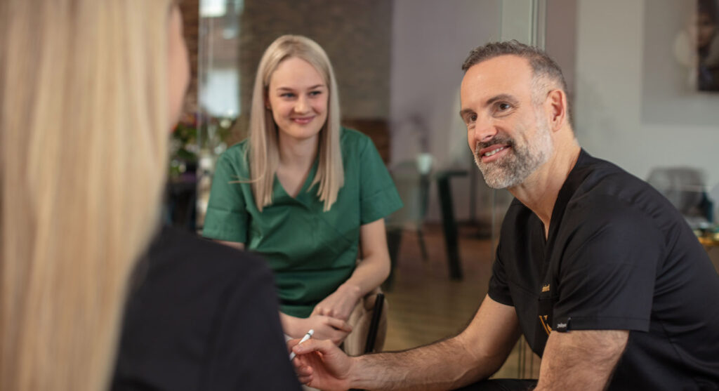 Beratung Dr. Holdenried in der Klinik am Schwarzwald