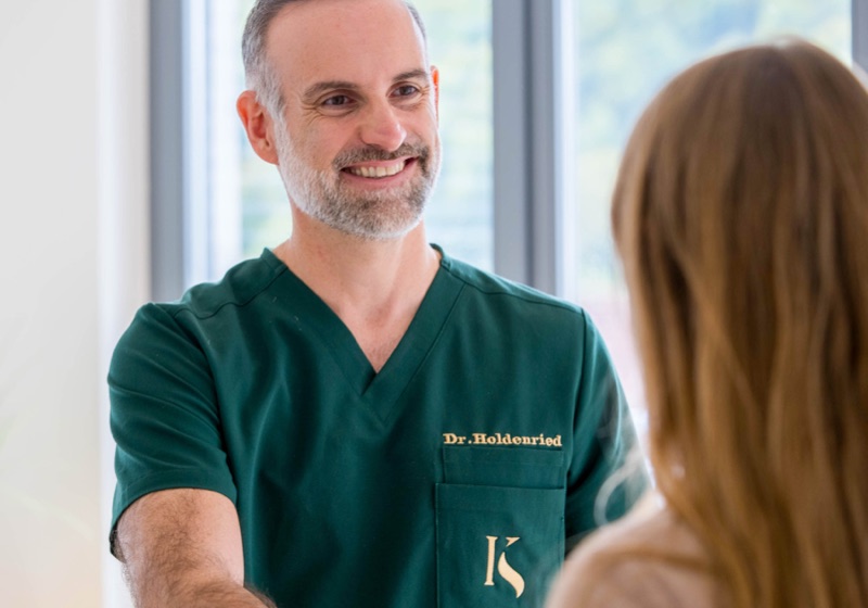 Beratungsgespräch zur Endolaserbehandlung mit Dr. Holdenried